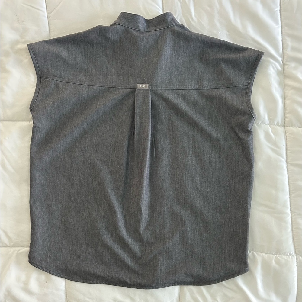 Figs Women's Short-Sleeve Gray Tunic Top - Picture 5 of 8